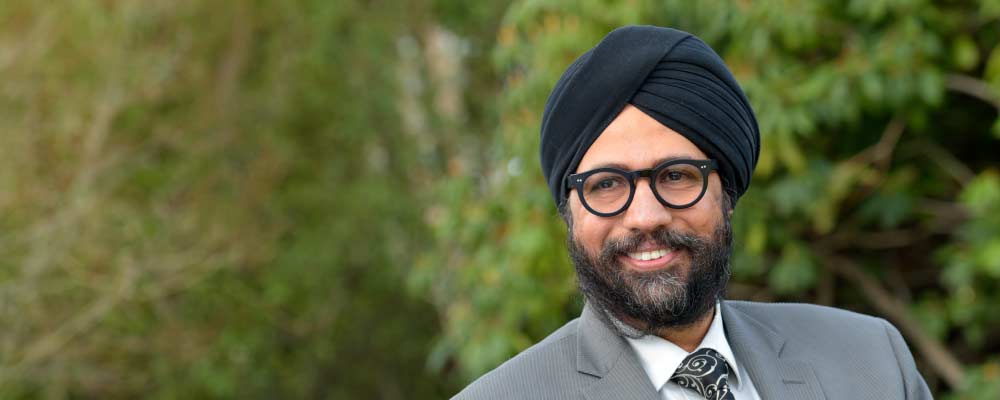 Aman Singh, the first turbaned Sikh elected to the BC Legislature