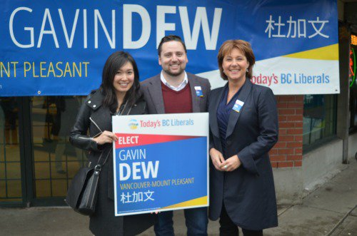 Dew campaigns with Christy Clark, Jan 18, 2016.